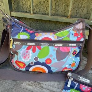 LeSportsac cross body/shoulder bag. Multi colored design